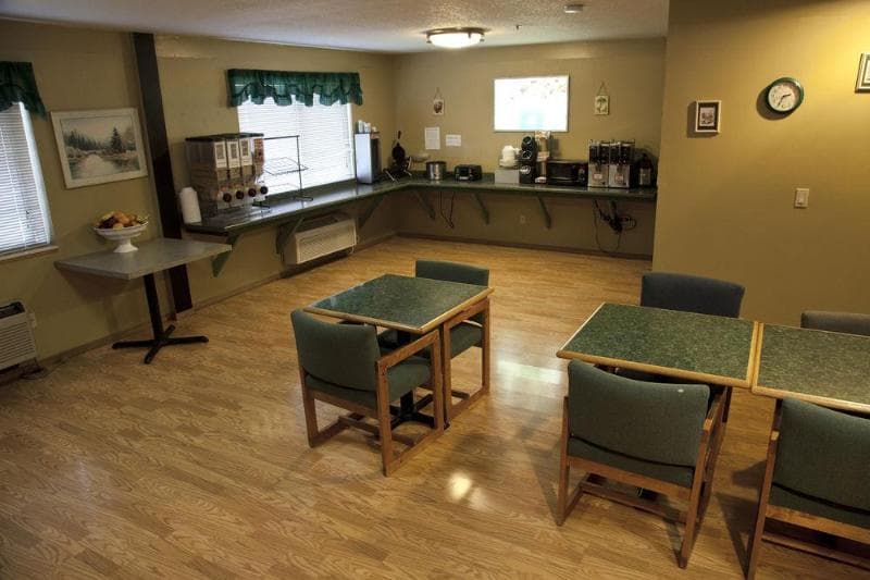GuestHouse Inn & Suites Wilsonville 3