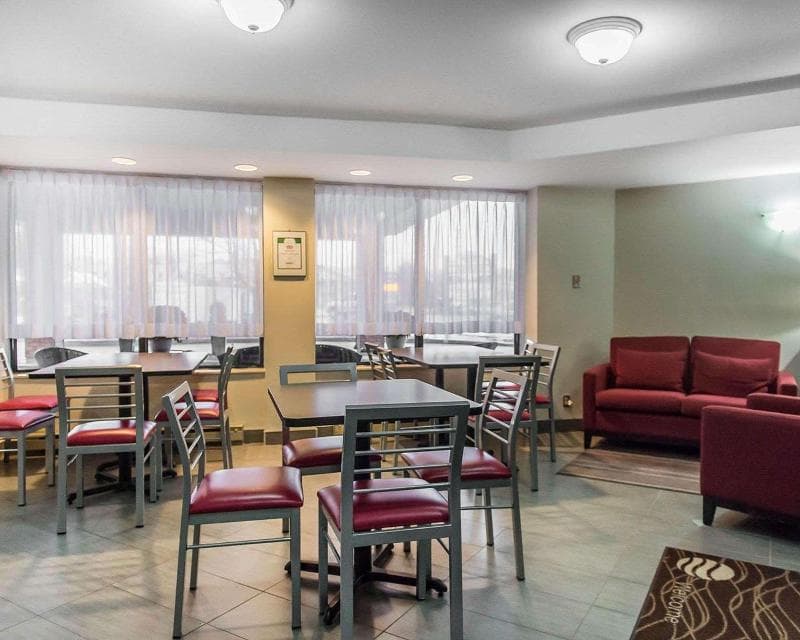 Comfort Inn Pembroke 2
