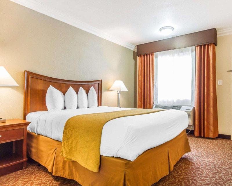 Quality Inn Sacramento Convention Center 2