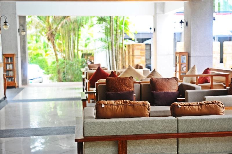 Lanta Sand Resort & Spa 5