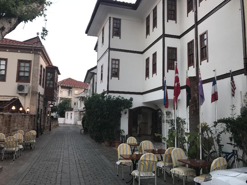 Karyatit Hotel Kaleici 3