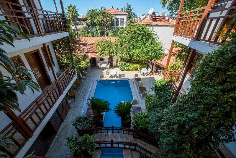 Karyatit Hotel Kaleici 5