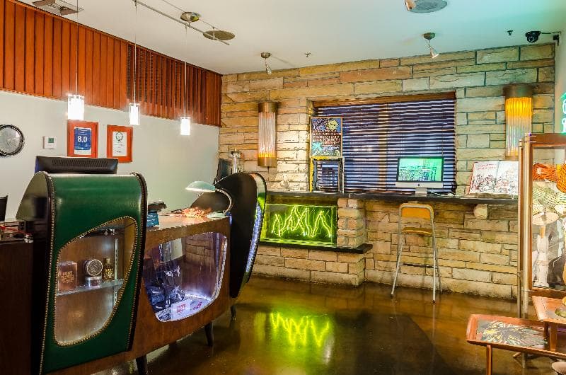 Pelican Hotel 5
