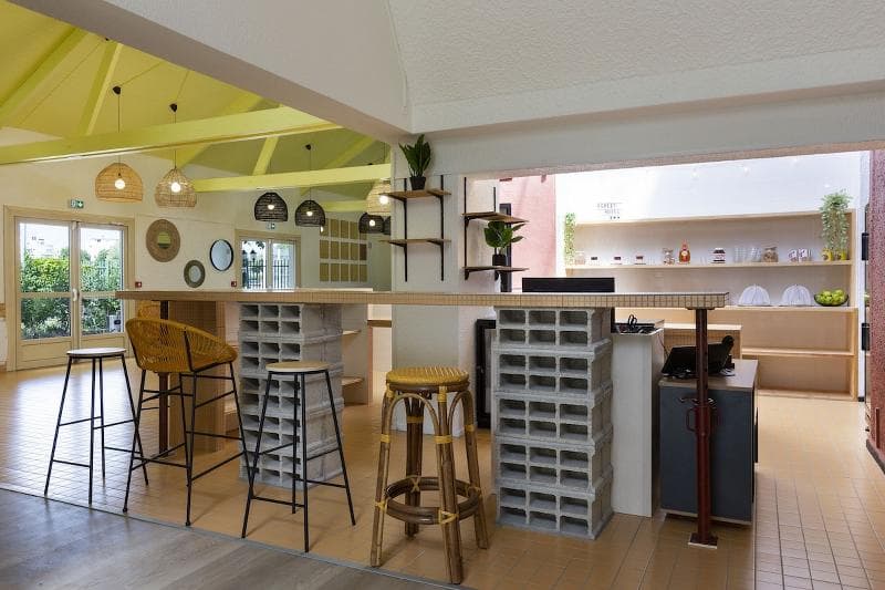 Greet Hotel Villeneuve La Garenne 5