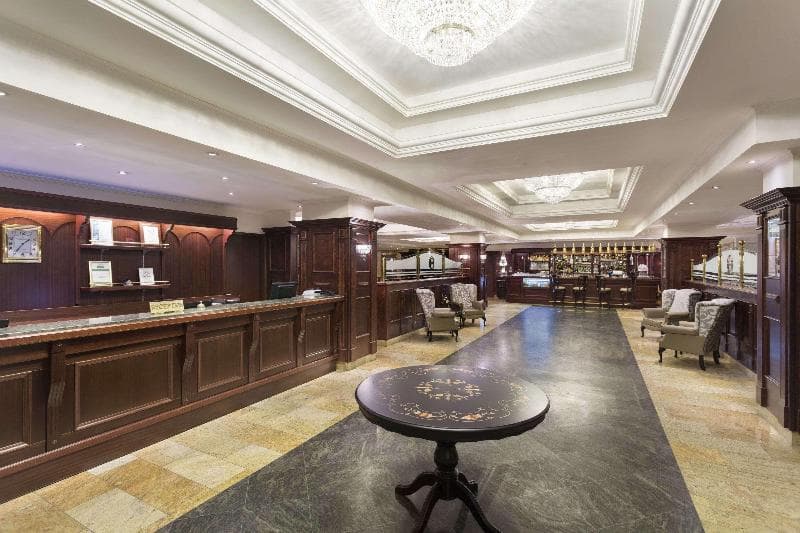 Ramada Hotel & Suites by Wyndham Bucharest North 3