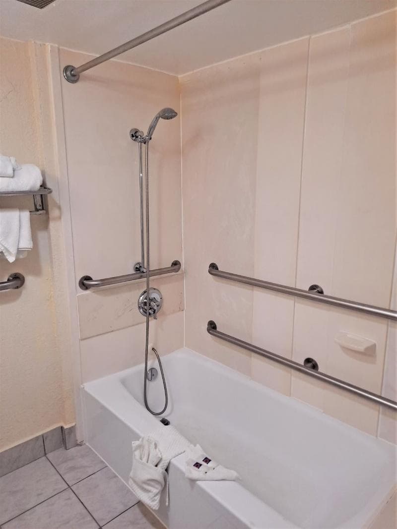 Quality Inn Near Baltimore 4