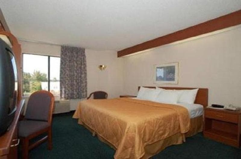 Baymont By Wyndham Mooresville 4