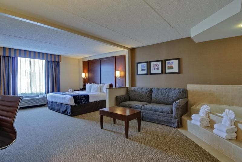 Comfort Suites Manassas 1