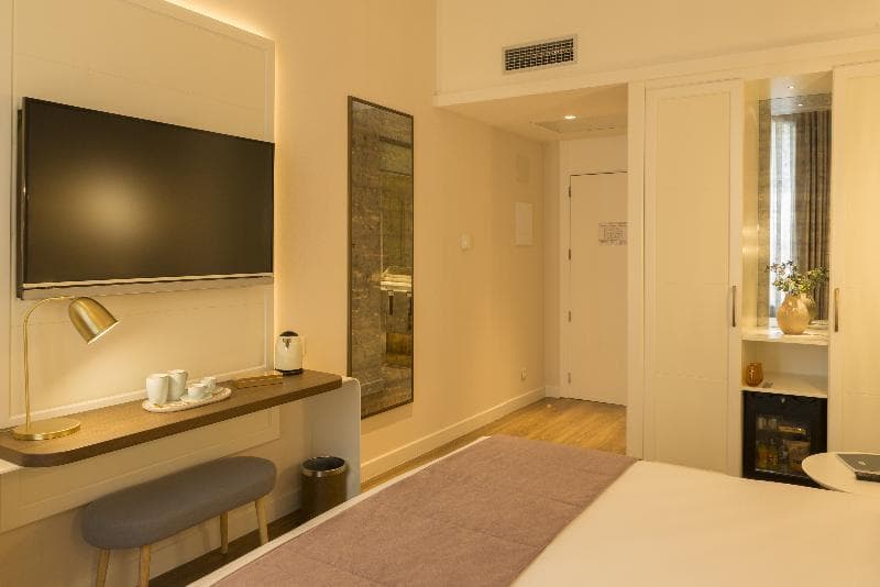 Icon Bcn 4