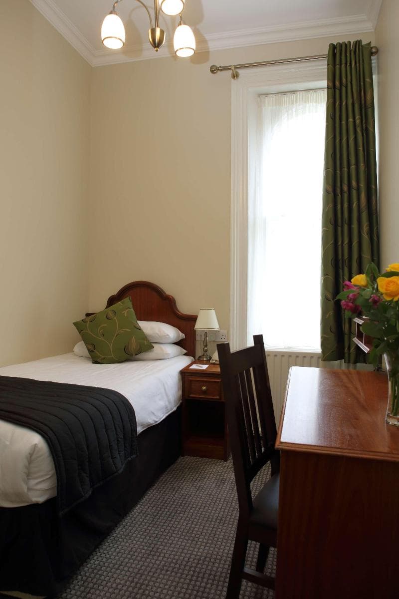 Kensington Gardens (Adults Only) photo 1
