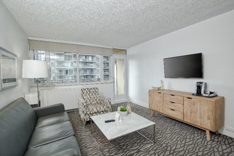 Town Inn Suites photo 1
