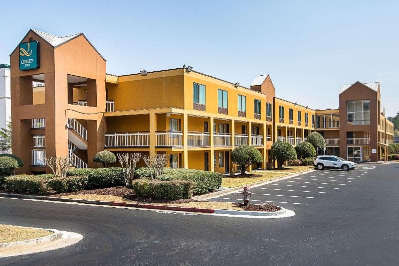Quality Inn 3