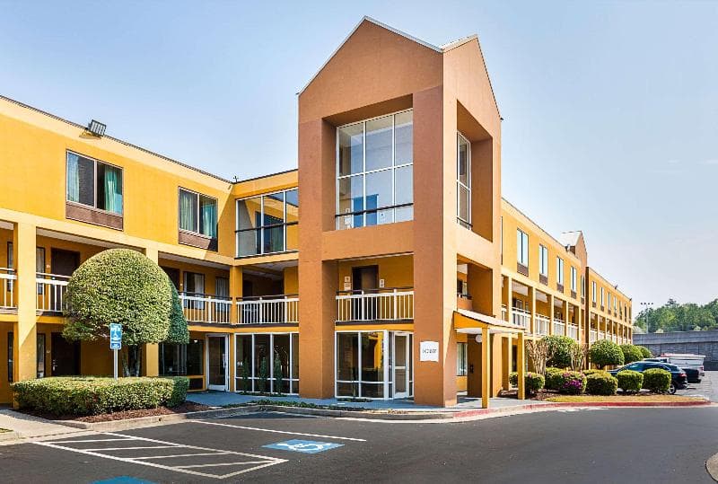 Quality Inn 5
