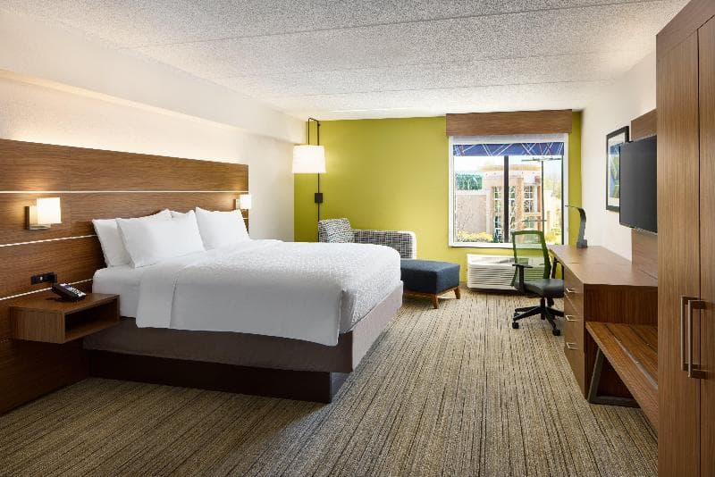 Holiday Inn Express & Suites Atlanta - Tucker Northlake 2