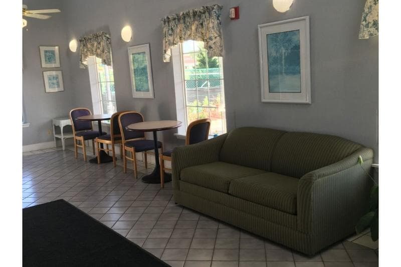 Econo Lodge Hogansville 5