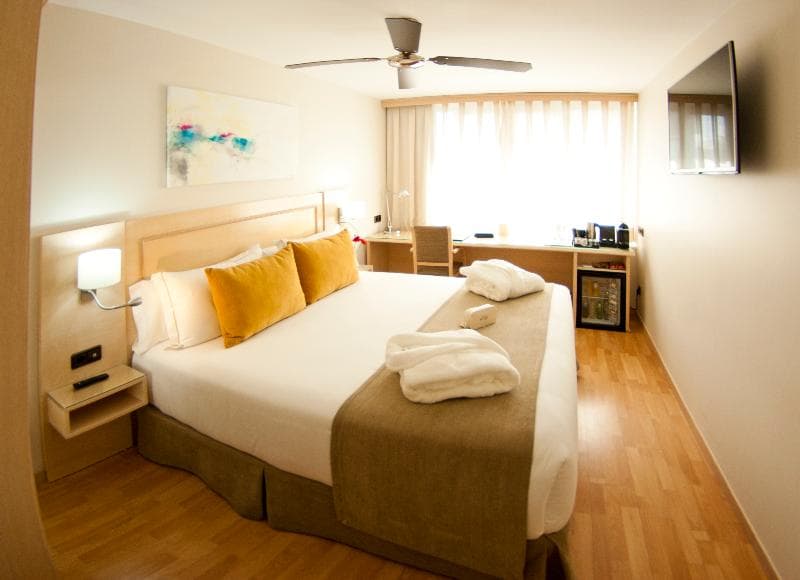 Hotel Luze Castellana 5