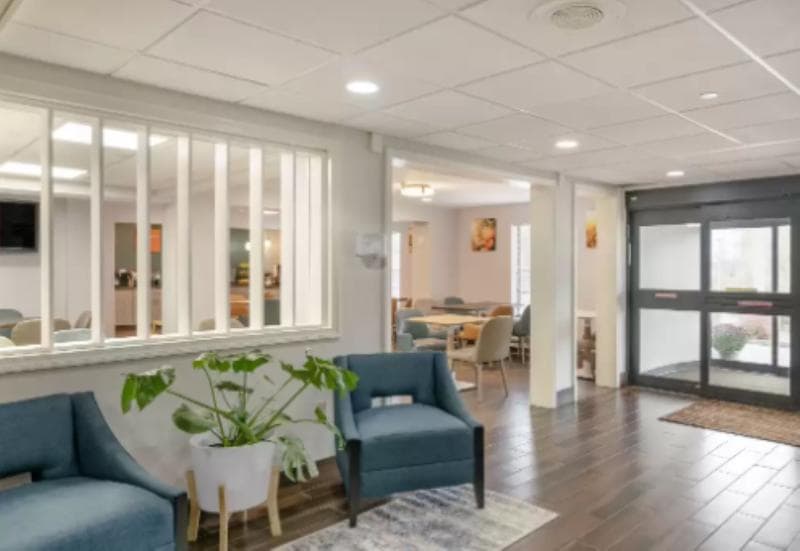 Comfort Inn Airport 5