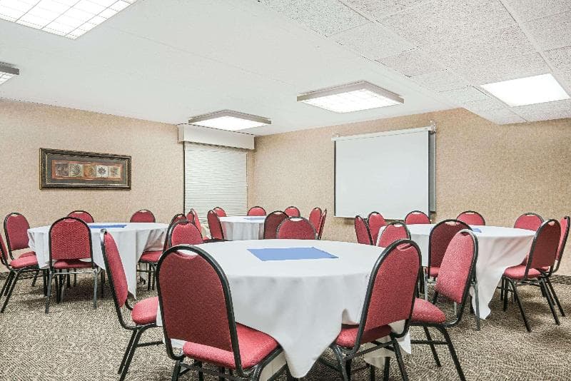 Ramada By Wyndham Plymouth Hotel & Conference Center main