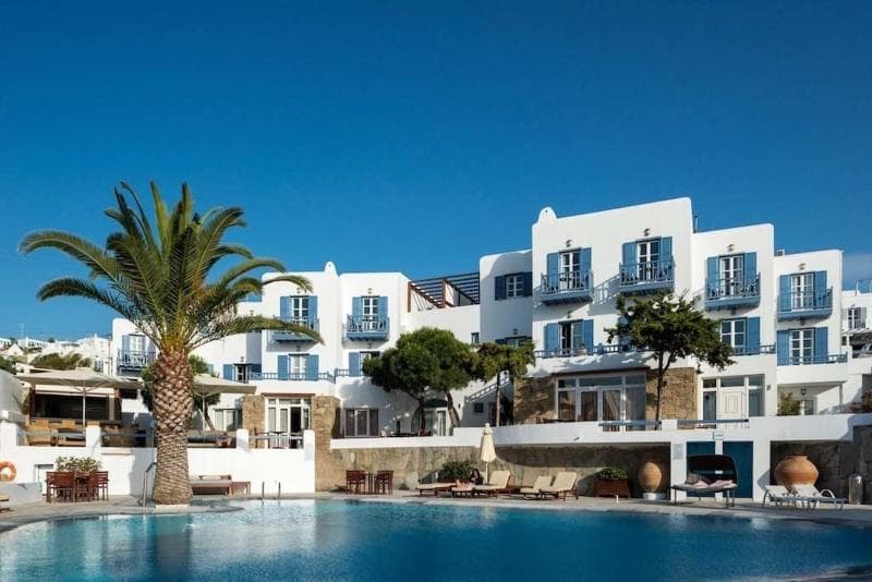 Poseidon Hotel & Suites 4