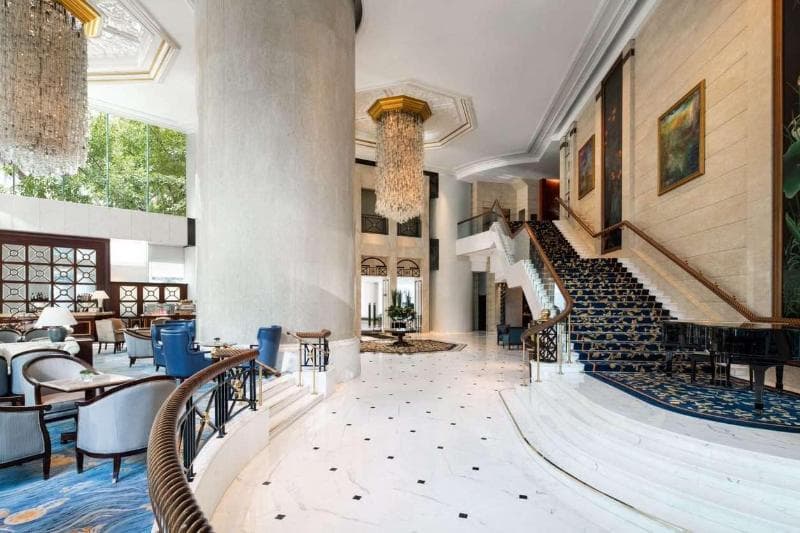 Island Shangri-La 4