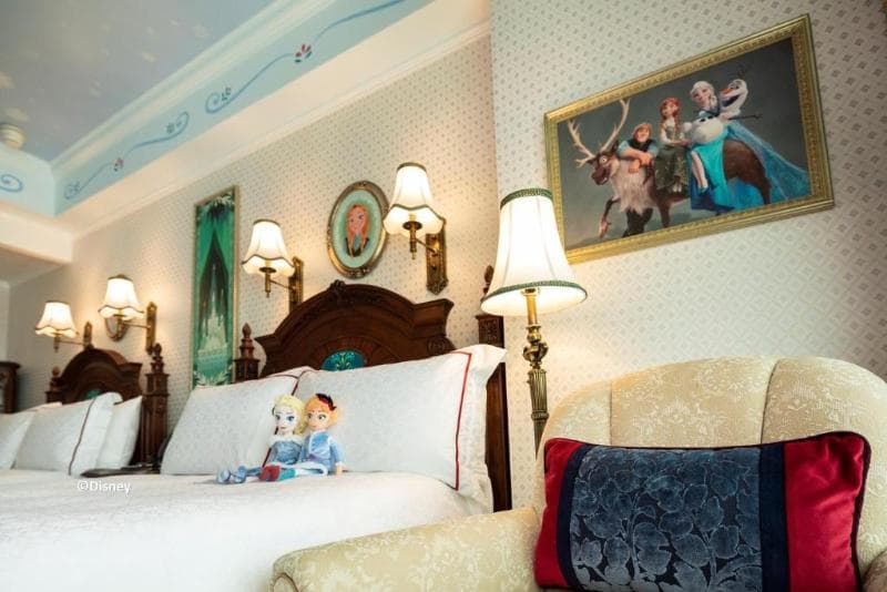 Hong Kong Disneyland Hotel 3