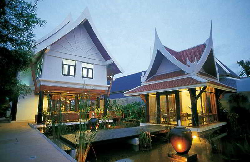 Kata Poolside Resort 3
