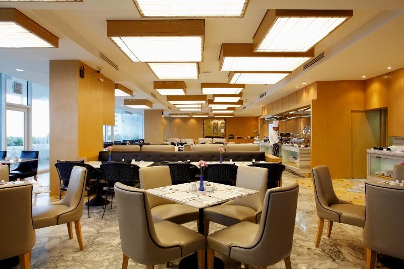 Centara Hotel Hat Yai 4