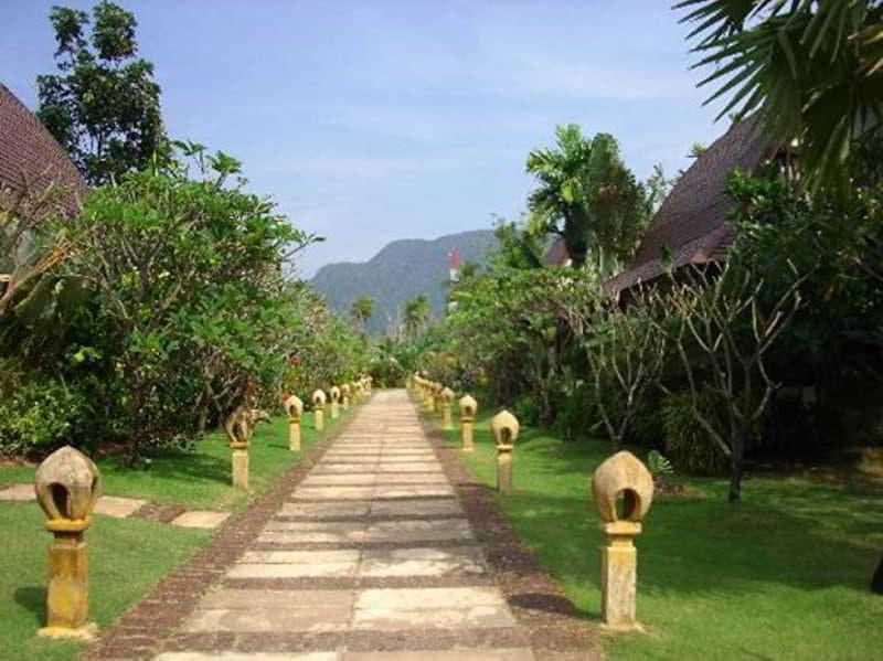 Barali Beach Resort 4