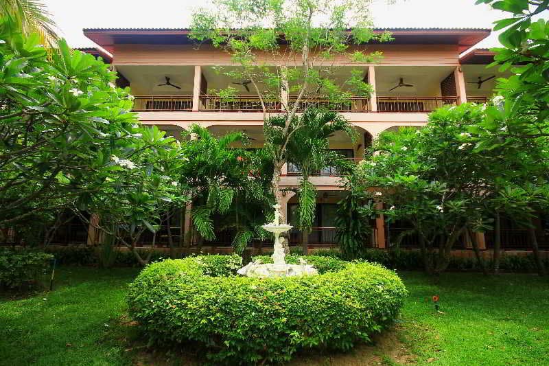 Pinnacle Samui Resort & Spa 2