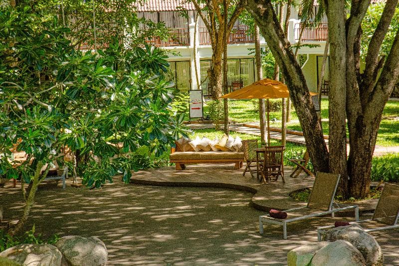 Woodlands Hotel & Resort 4