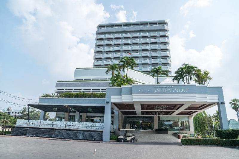 Grand Jomtien Palace 3