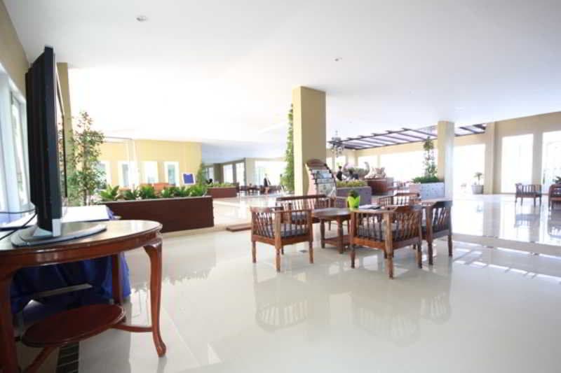 Royal Phala Cliff Beach Resort 3