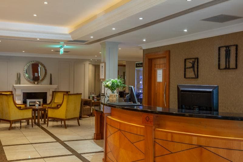 Malone Lodge Hotel & Apartments 2