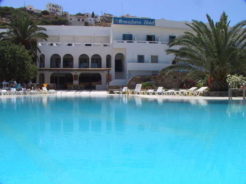 Armadoros Hotel Ios Backpackers 2
