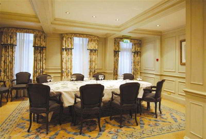 The Stafford London 5