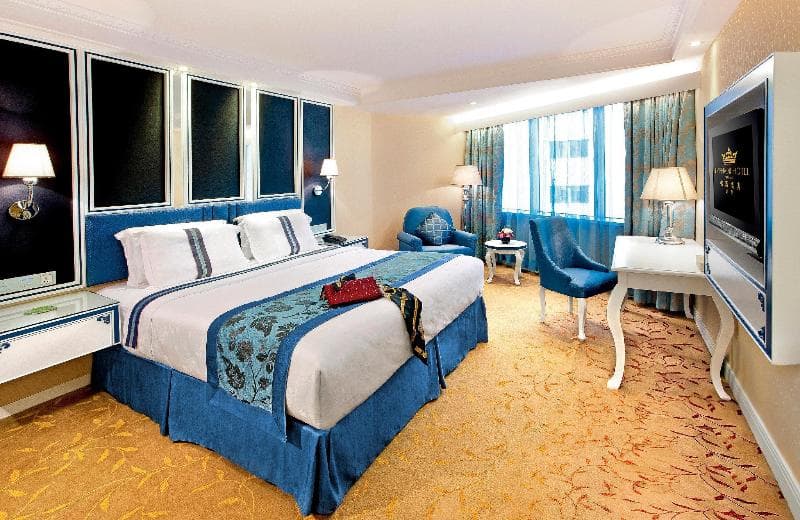 Emperor Hotel 4