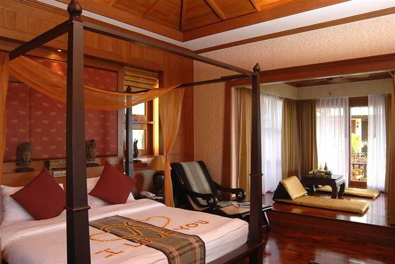 Mukdara Beach Villa & Spa Resort 4