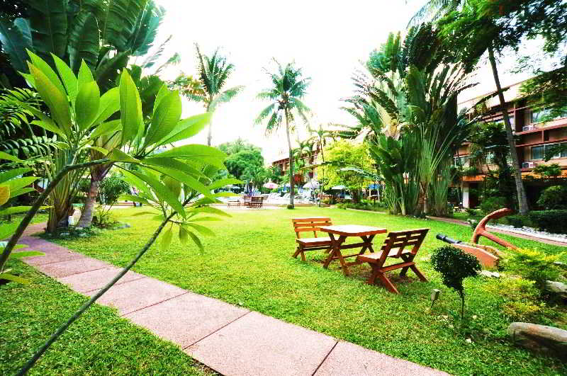 Basaya Beach Hotel & Resort photo 1