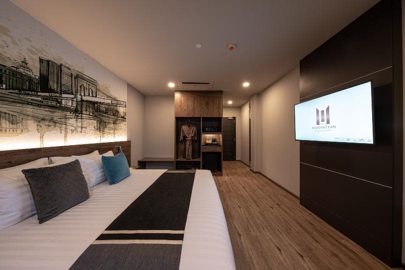 Manhattan Bangkok Hotel 5