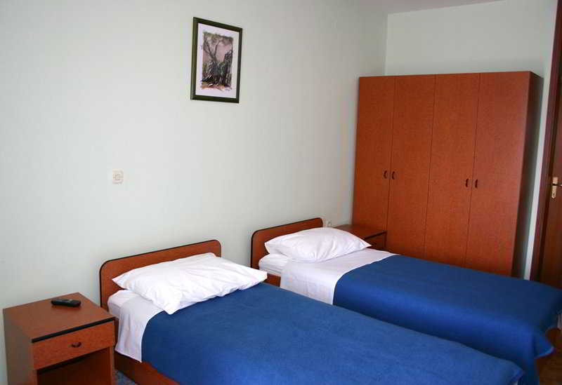 Hotel Lucija 2