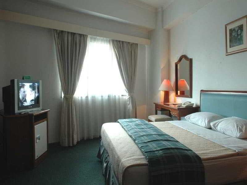 Paragon Hotel Jakarta 4