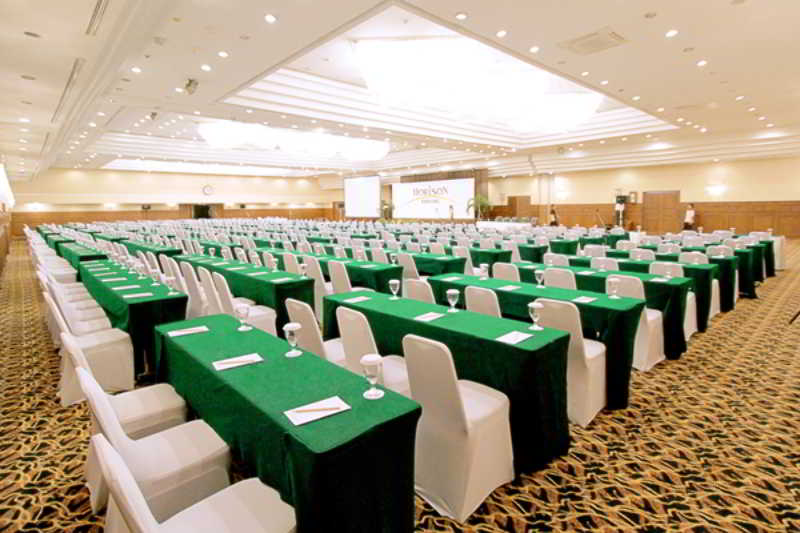 Horison Bandung 4
