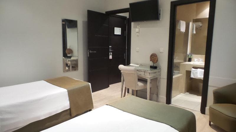 Hotel Moderno 5