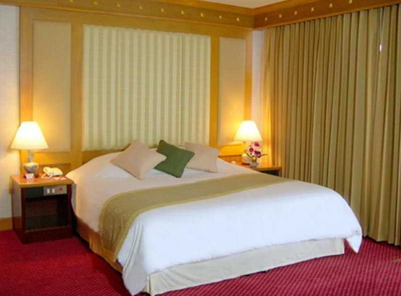 Alexander Hotel Bangkok photo 1