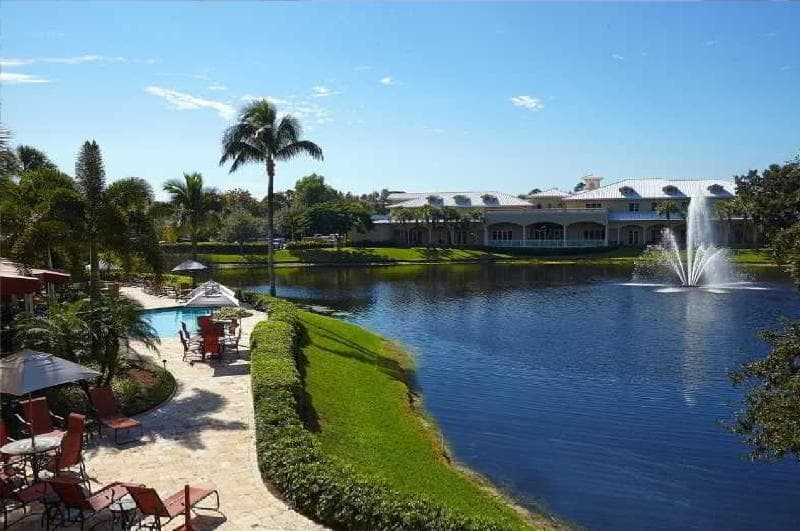 Inn At Pelican Bay 3