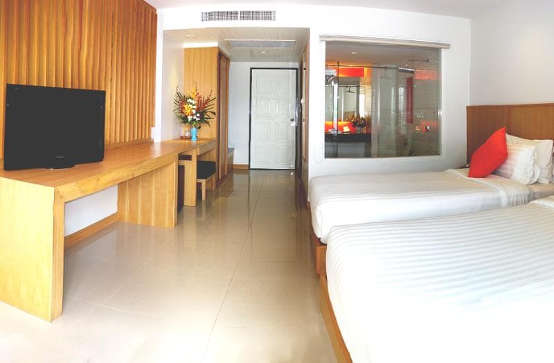 Welcome Jomtien Beach Hotel 4