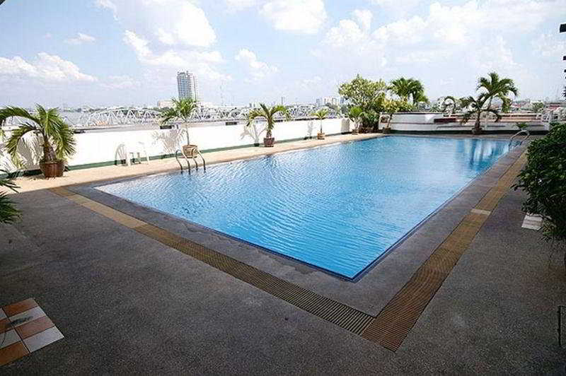 Riverside Bangkok Hotel 4