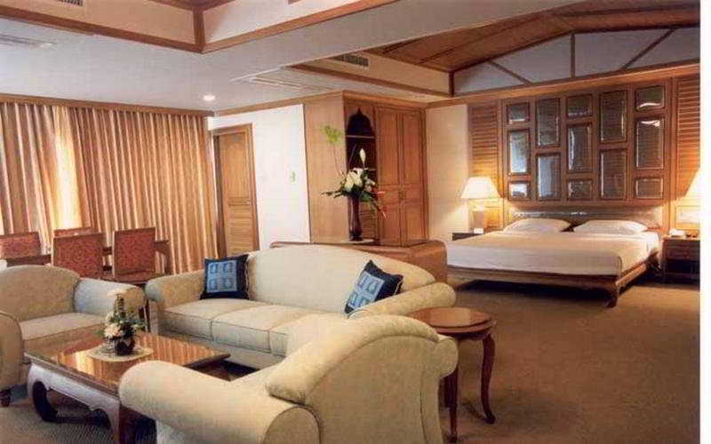Riverside Bangkok Hotel 3