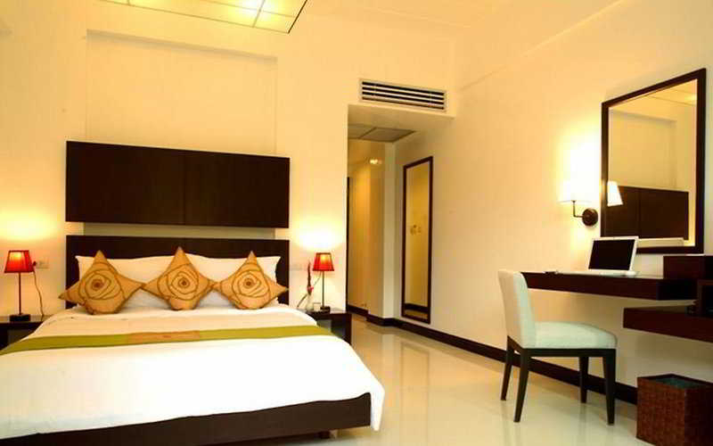 Mantrini Boutique Resort 4