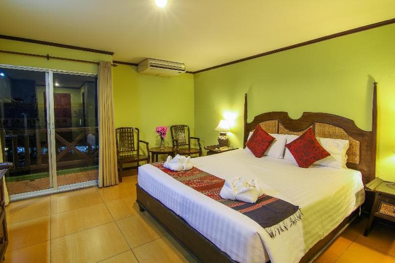 Phuphaya Resort Pattaya 4